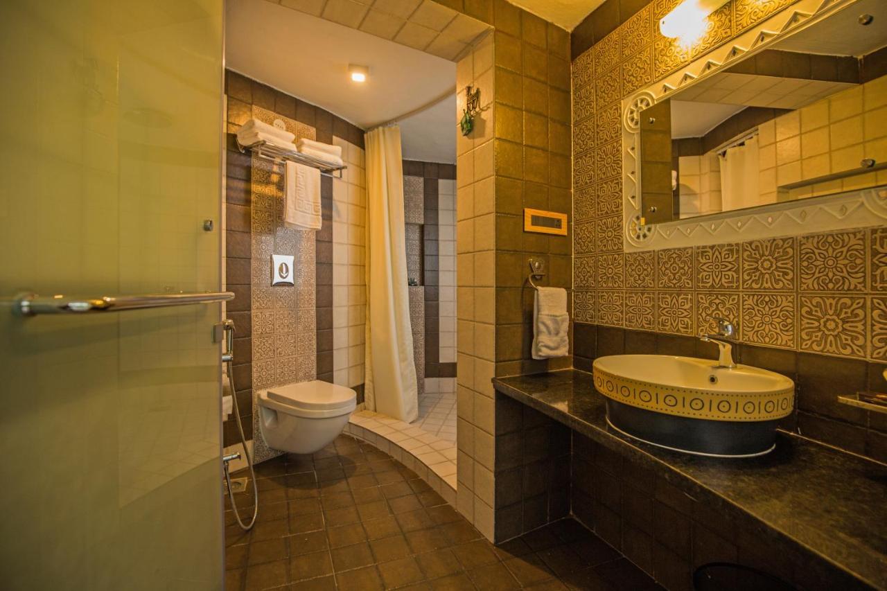 Nirali Resorts Раджкот Экстерьер фото